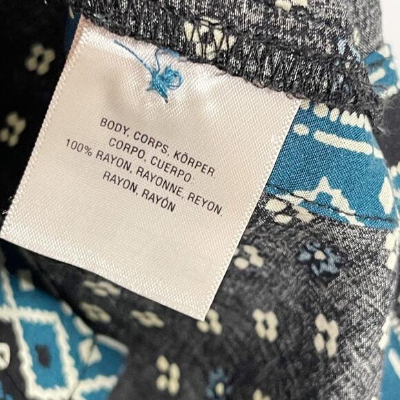 Anthropologie Akemi + Kin XS Ira Tribal Print Sleeveless Button Top Black Blue - Picture 7 of 10